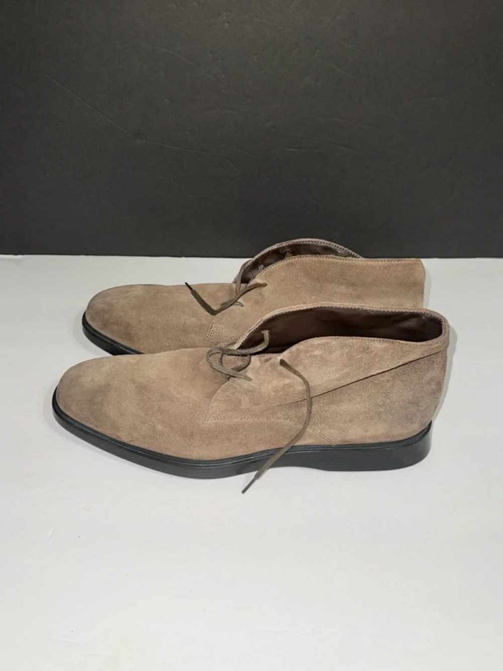 Tod's I Men’s I Suede I Chukka Boots in Taupe
